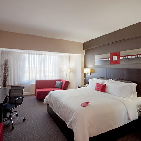 Armon Plaza Montreal Airpt, Trademark Collection By Wyndham Kültér fotó