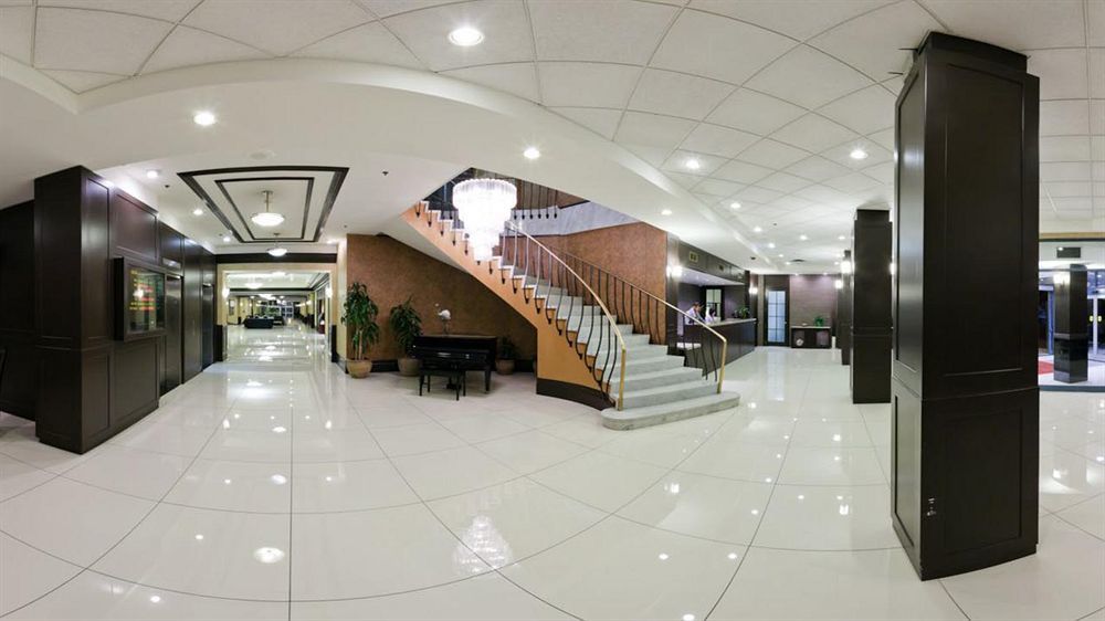 Armon Plaza Montreal Airpt, Trademark Collection By Wyndham Kültér fotó